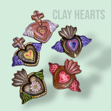 Load image into Gallery viewer, Clay hearts