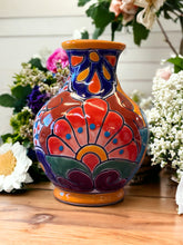 Load image into Gallery viewer, Flower vase bola