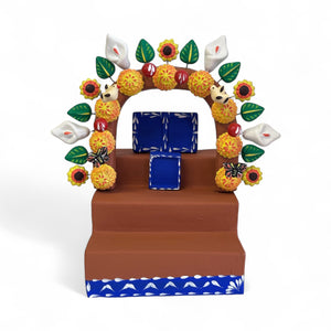 Tripple frame altar marigolds