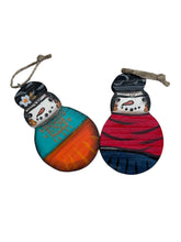 Load image into Gallery viewer, Frida snowmen