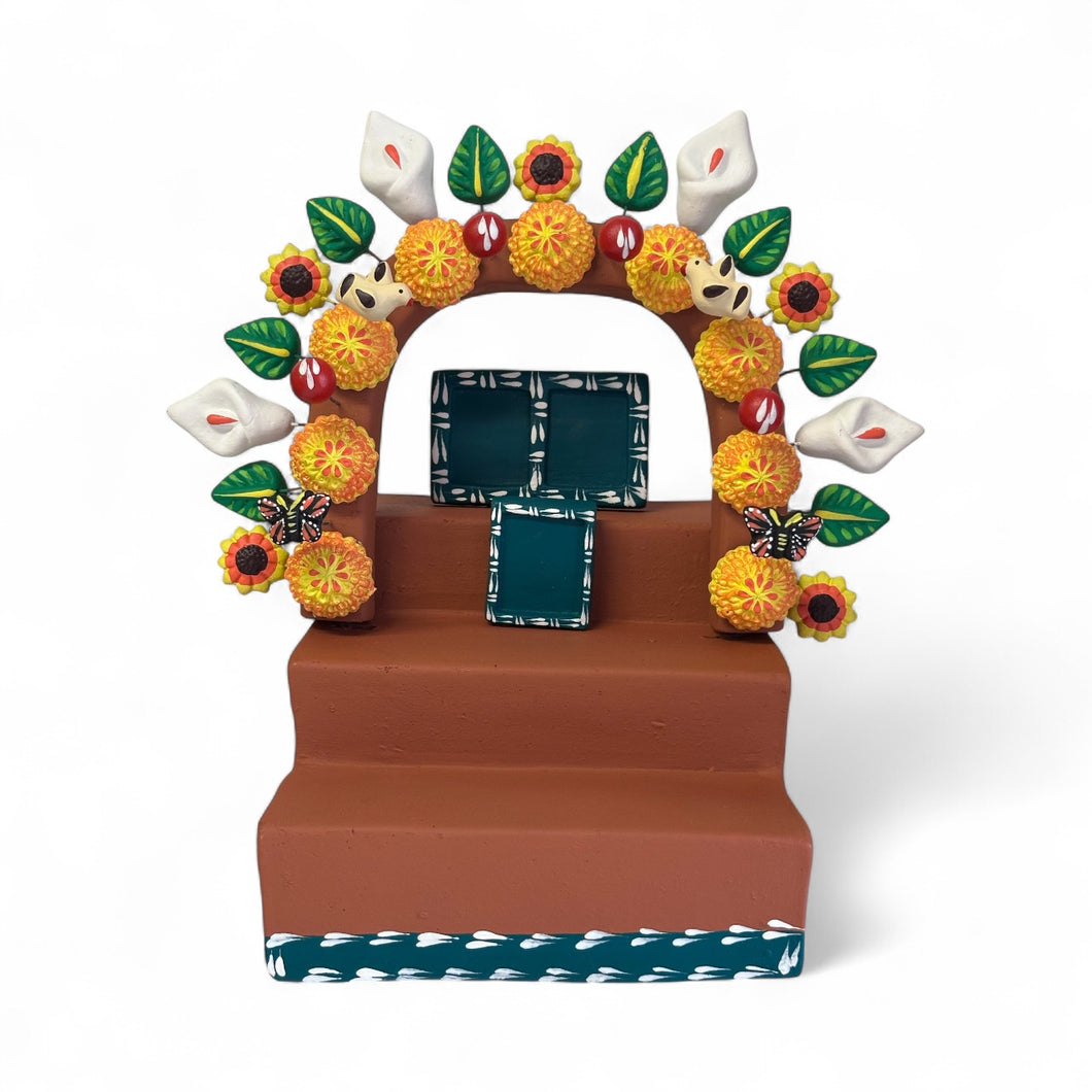 Tripple frame altar marigolds