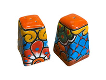 Load image into Gallery viewer, Talavera Salt &amp; pepper