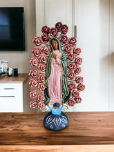 Load image into Gallery viewer, Standing virgen