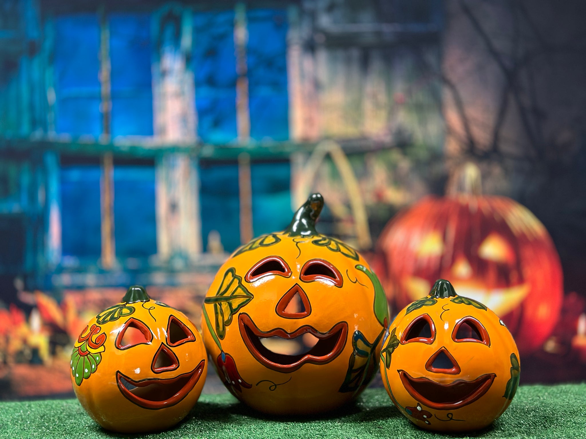 ハロウィン Jack-o'-lantern Abalone DA-11BL Amazon.com: Raz Imports Lighted Black Jack O Lantern, 8-inch