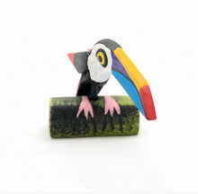 Load image into Gallery viewer, Alebrije toucan