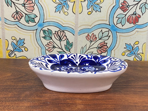 Oval Ceramic soap dish (bw)