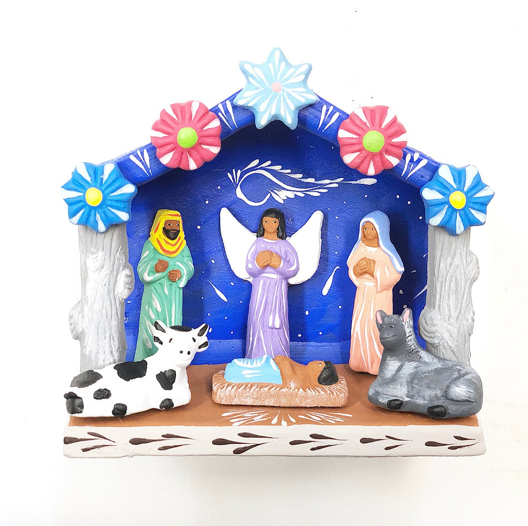 Medium Clay nativity scene (bright)