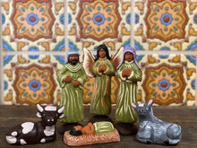 Load image into Gallery viewer, Free standing nativity 1