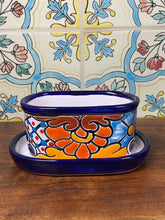 Load image into Gallery viewer, Small oval planters w/ spill plate.
