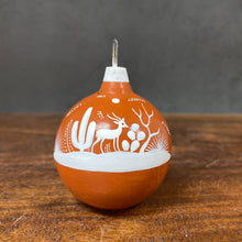 Load image into Gallery viewer, Small Clay ornament deer