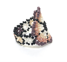 Load image into Gallery viewer, Huichol beaded ring