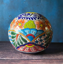 Load image into Gallery viewer, Talavera sphere 1